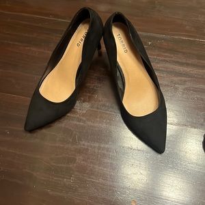 Size 11 Torrid Suede Pointed Toe 4” Heels